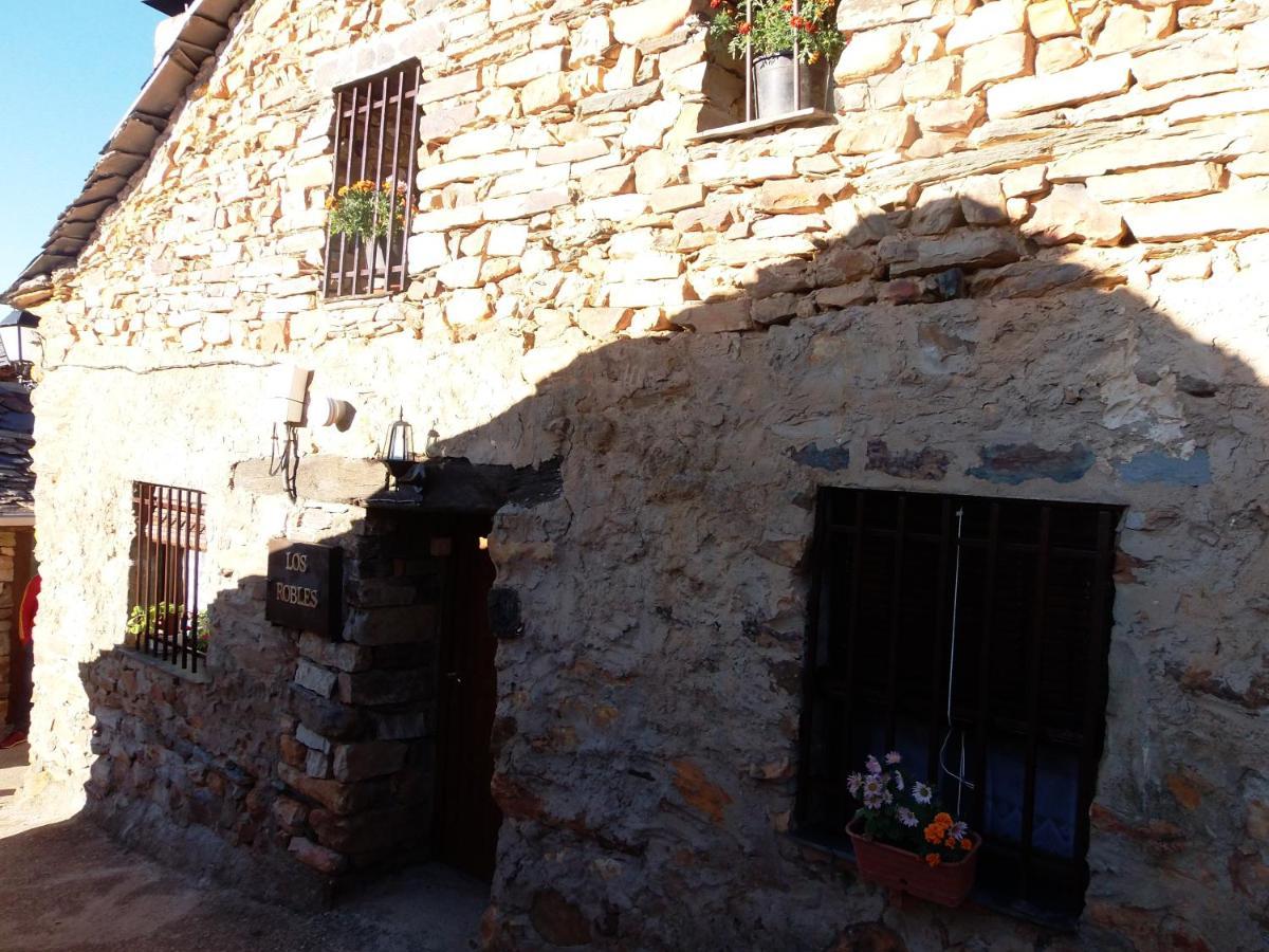 Lodge Robles *